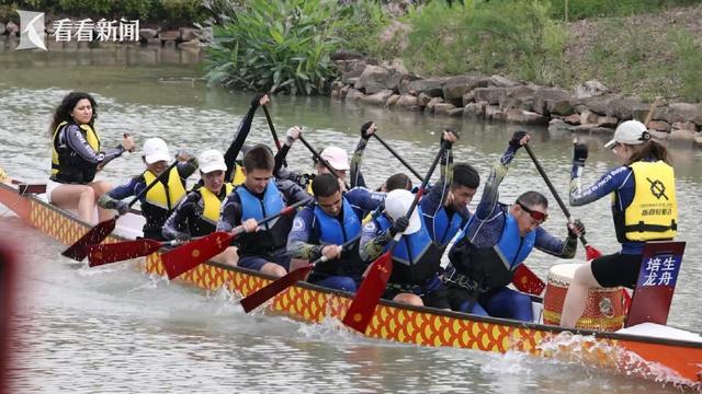 传统佳节为何能全球圈粉无数开元棋牌老外也玩嗨！这个(图12)